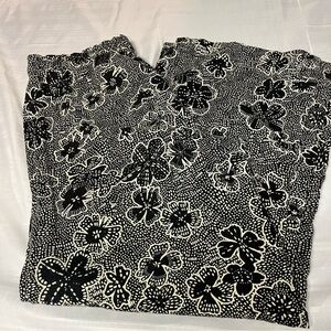 Floral Black and White Linen Blend Wide Leg Flowy Pants Medium Resort Holiday